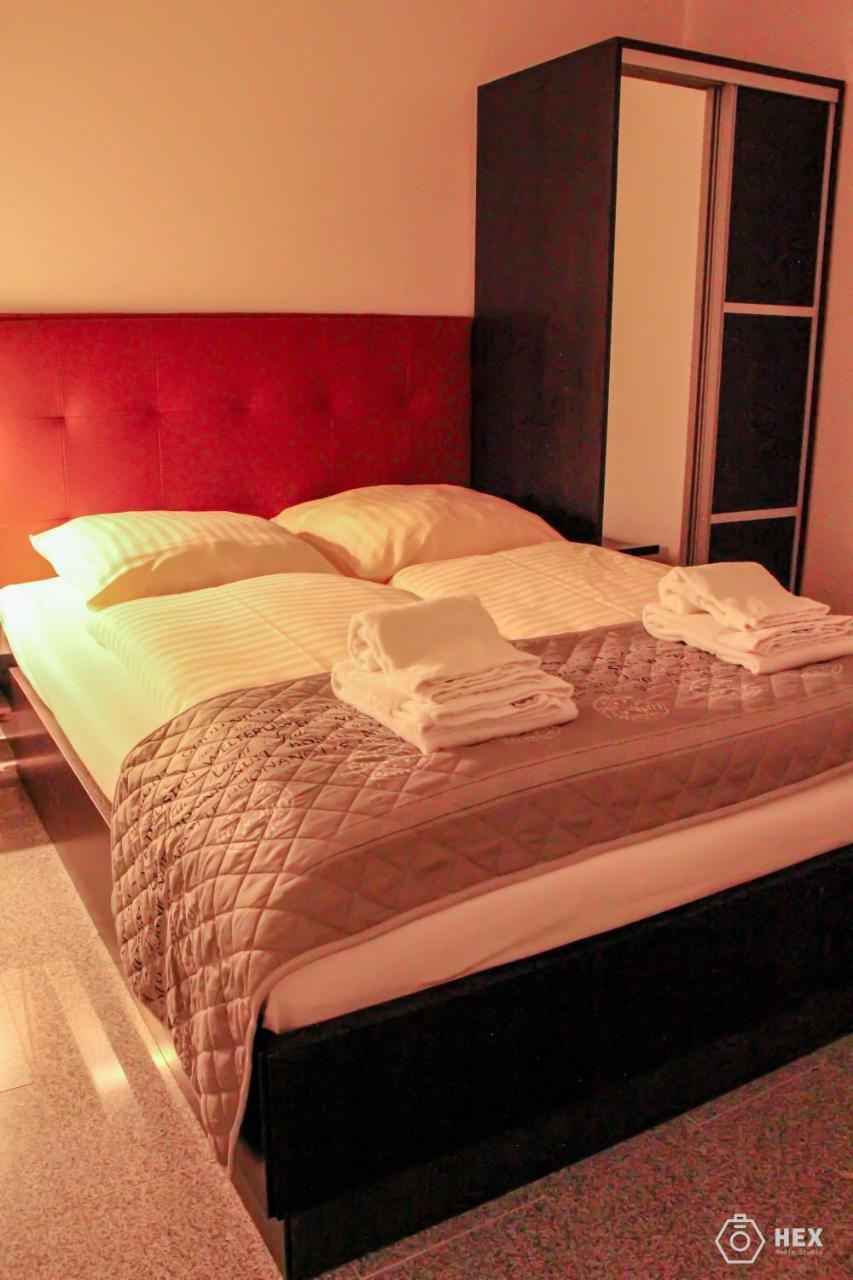 Bluestone Boarding Apartments 뒤셀도르프 외부 사진